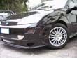 Spolier anteriore Cadamuro Design, frecce laterali e frontali nere In Pro, prese d'aria laterali Cadamuro Design, cerchi in lega da 16" OZ Superturismo, spilletti pneumatici rossi, pneumatici 205 / 50 / 16 "Pirelli P Zero Nero", cliccare per ingrandire